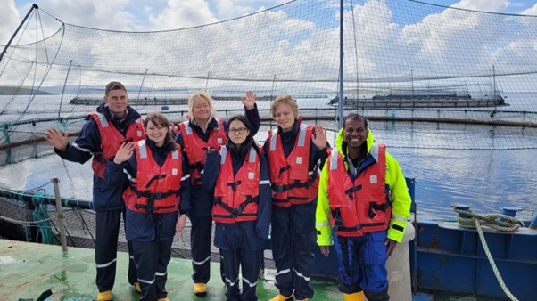 Empowering Future Careers in Aquaculture Through Virtual Reality